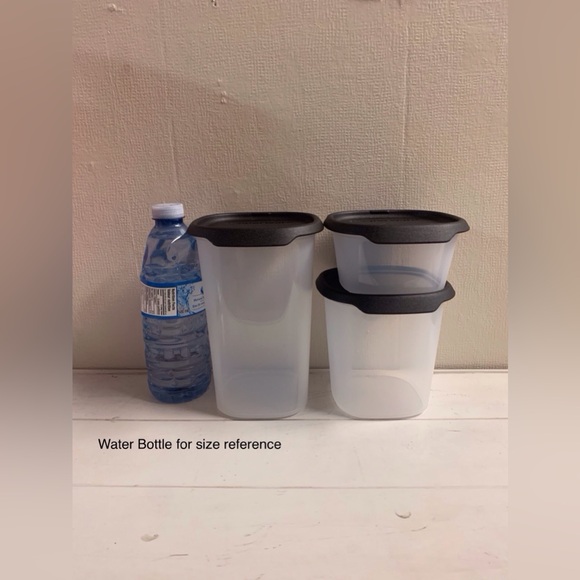 Tupperware One Touch Small Square Container Set - Picture 6 of 7